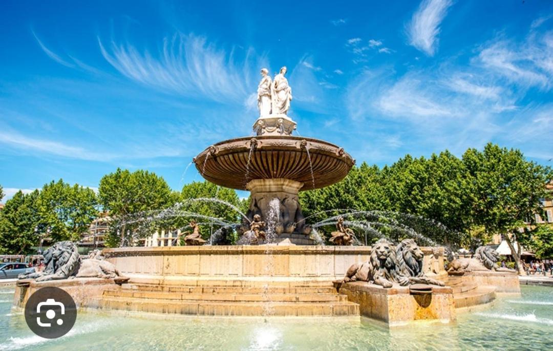 Superbe Appartement Avec Jardin Quart Mazarin エクス＝アン＝プロヴァンス エクステリア 写真